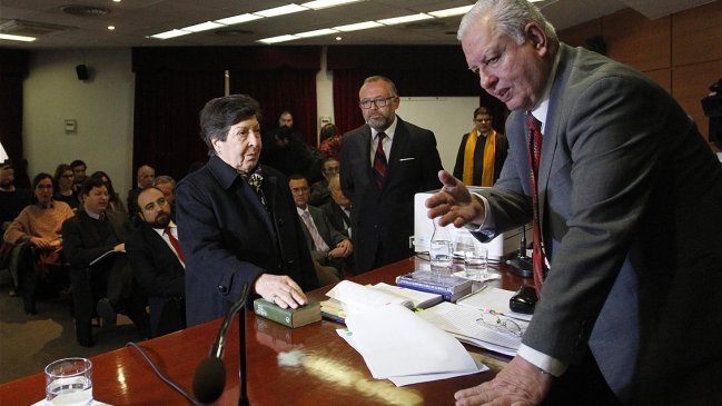 Acusan a ex director de la PDI de obstrucción en caso Frei Montalva