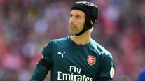 El trabajado físico de Petr Cech en Arsenal fue motivo de diversos comentarios en redes sociales