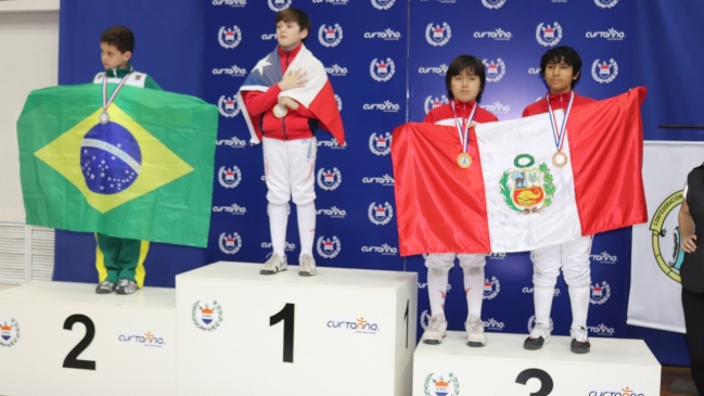  Chile logró siete medallas en Sudamericano de esgrima infantil  