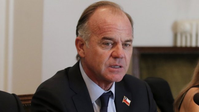 Ministro y millonarias irregularidades en Conaf: Llegaremos hasta las últimas consecuencias