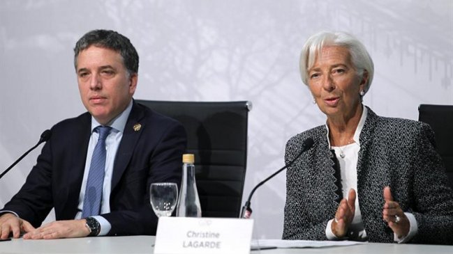 Directora del FMI expresa 