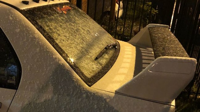 Nieve sorprende a vecinos de Puerto Montt y Chiloé