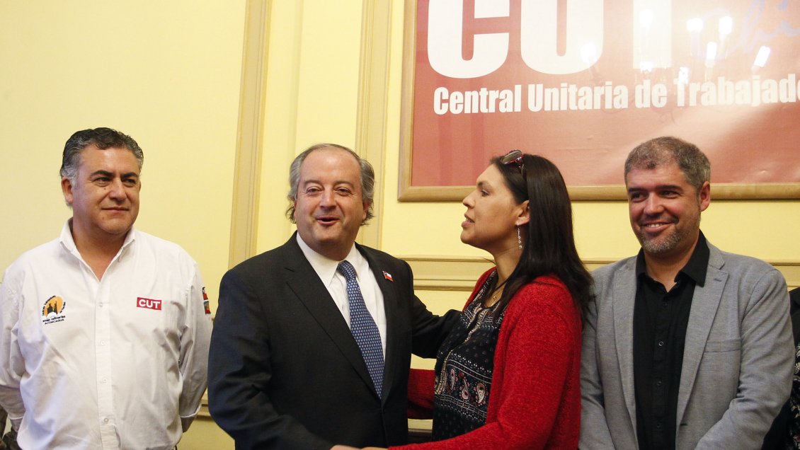 CUT critica al Gobierno por salario mínimo: 