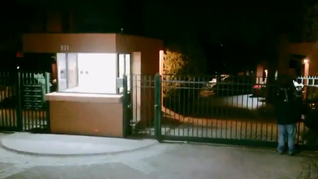 Delincuentes aprovecharon que dueños de casa estaban en el extranjero y se robaron joyas y dos vehículos