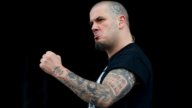 Vocalista de Pantera vuelve a Chile con su nueva banda
