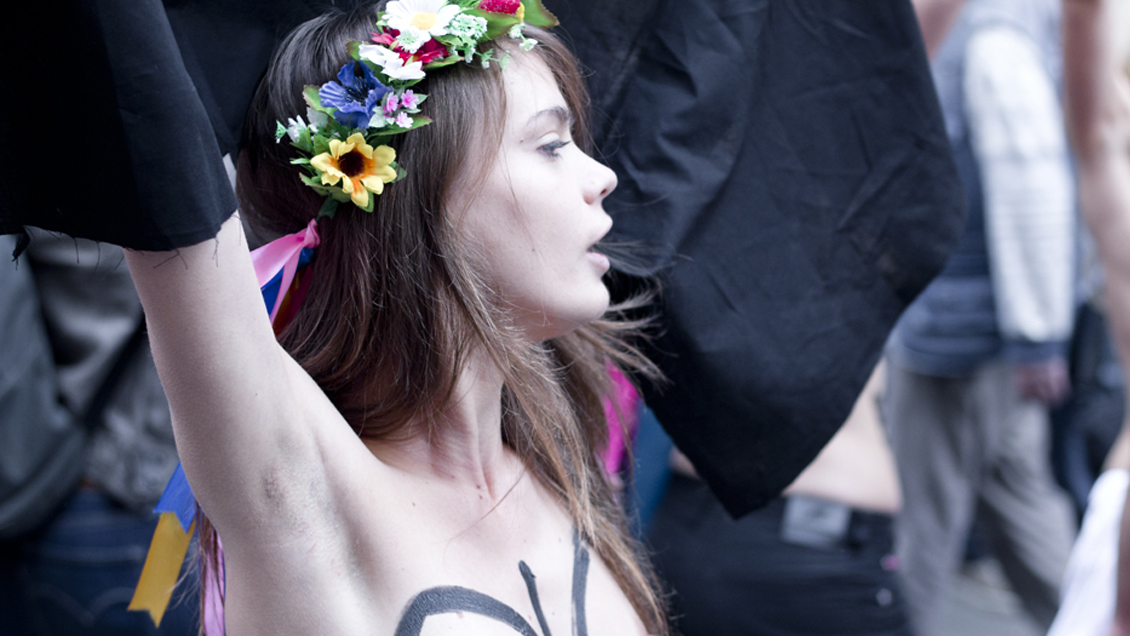 Cofundadora de movimiento Femen se suicidó en París