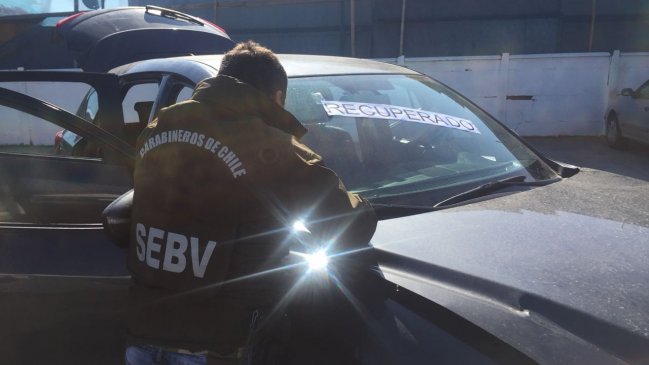 En Rancagua recuperan vehículo robado tras portonazo en la Región Metropolitana