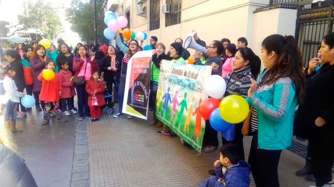 Ahora en Santiago: Vecinos exigen viviendas sociales