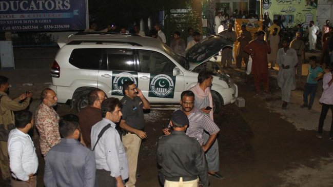Al menos 31 muertos en Pakistán en atentado cerca de colegio electoral
