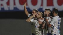 Eugenio Mena jugó en valiosa victoria de Bahía sobre Cerro de Uruguay en Copa Sudamericana