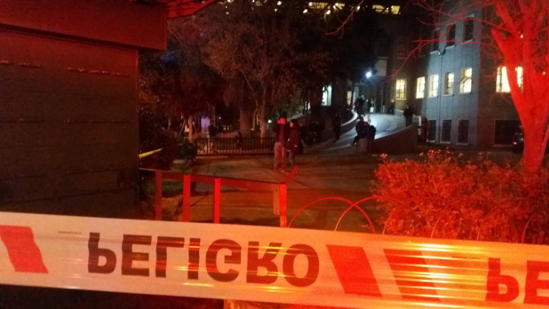 Caso de ingesta por cianuro obligó a evacuar sector del Hospital San Juan de Dios