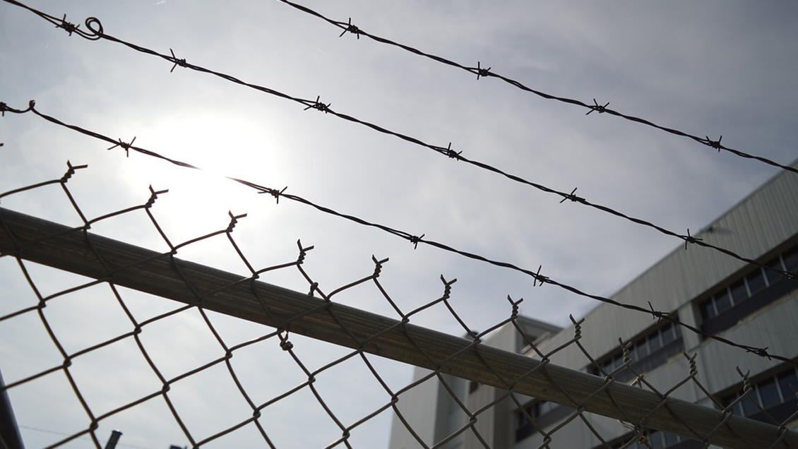 Fiscalía uruguaya acordó disminuir penas de banda de chilenos imputados por robos