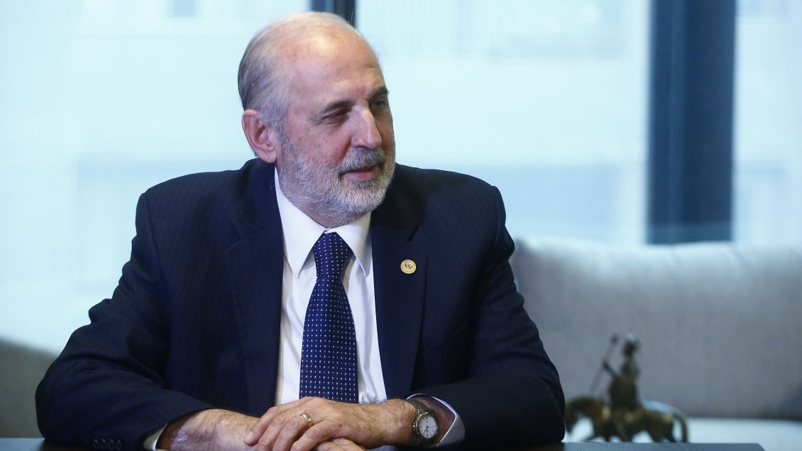 Fiscal nacional entregó alegatos contra la solicitud de remoción de su cargo