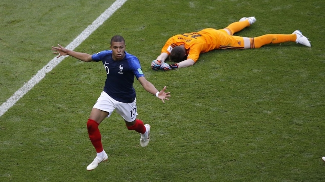  Mbappé jugó la final del Mundial con una lesión en la espalda  