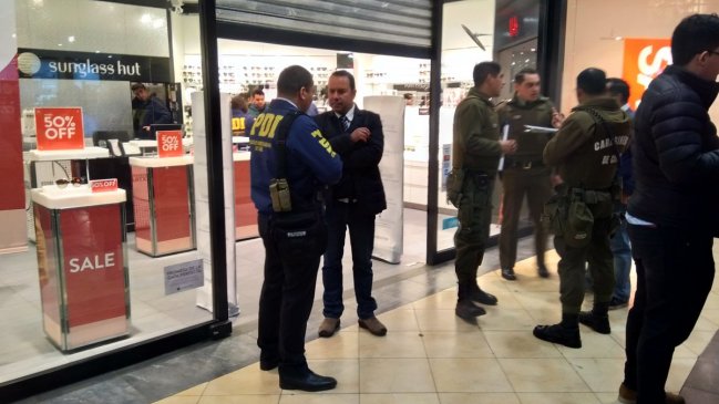 Delincuentes protagonizaron asalto en el mall Florida Center y huyeron con millonario botín