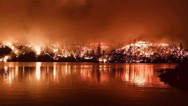 Trump declaró estado de emergencia en California por gigantesco incendio forestal