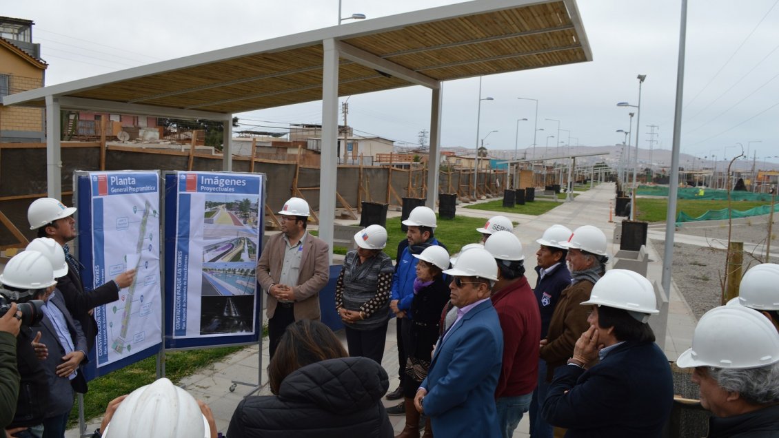 Arica: Vecinos y autoridades inspeccionan última etapa del Parque Las Torres