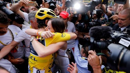   La alegría de Geraint Thomas tras conquistar el Tour de Francia 