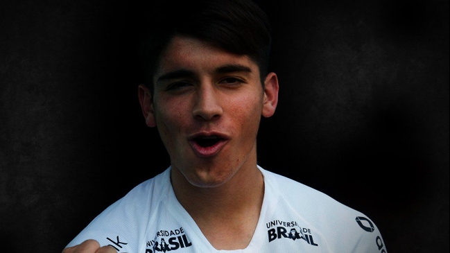 Corinthians confirmó a Angelo Araos como refuerzo