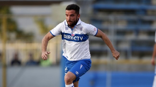 Fernando Cordero viajó a Argentina para fichar por su nuevo club