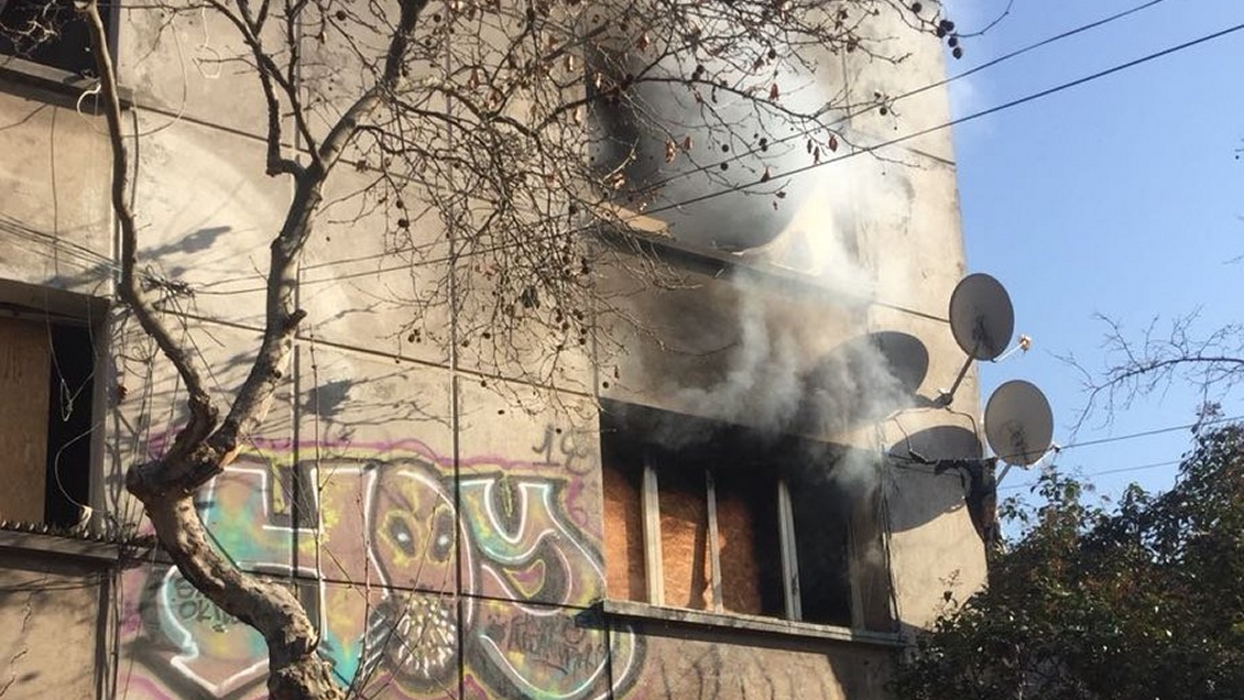 Una persona lesionada dejó emergencia en edificio abandonado de Bellavista