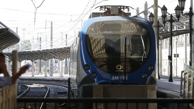 Tren Central: Falla obliga a suspender servicios con dirección a Santiago