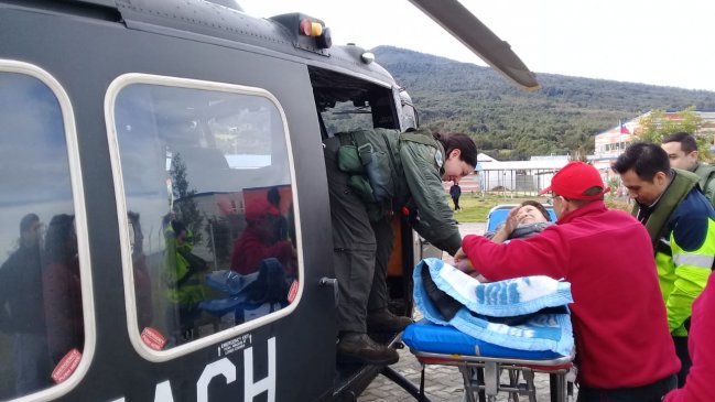 Mujer con problemas respiratorios fue evacuada por la FACh desde apartado sector rural de Chaitén