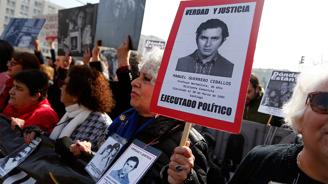 Agrupaciones de DDHH protestaron por liberación de ex agentes de la dictadura