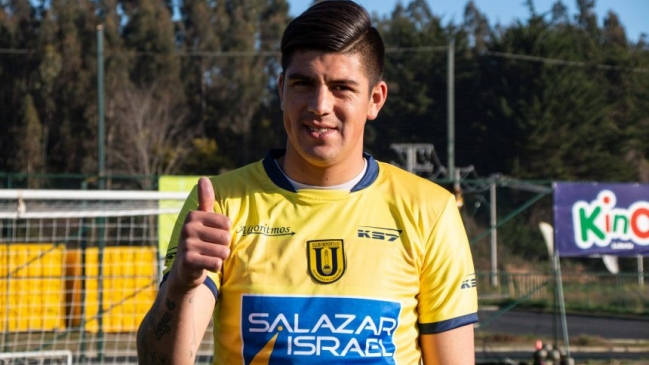  U. de Concepción confirmó el fichaje del delantero Steffan Pino  