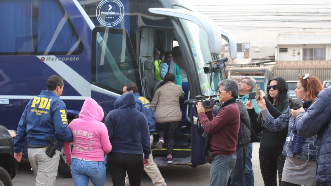 PDI expulsó a 36 extranjeros desde las cárceles de Iquique y Alto Hospicio