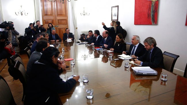 Diputado UDI: Duele cuando RN hace del fuego amigo su forma de actuar