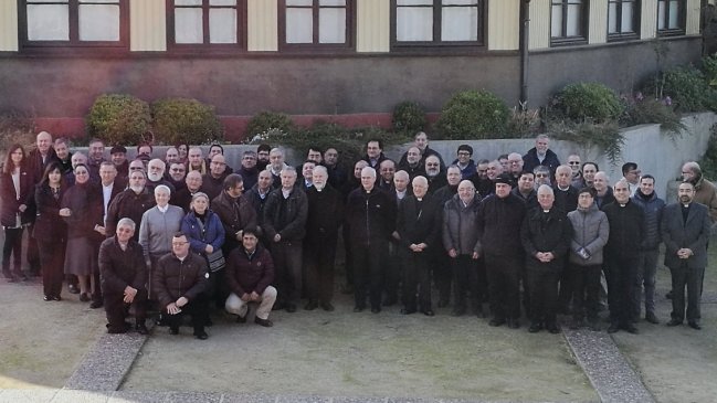 Conferencia Episcopal entregará antecedentes a la Fiscalía y pide perdón a las víctimas