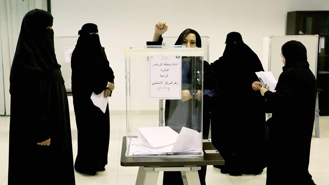 A. Saudí expulsó al embajador canadiense por criticar arrestos de activistas pro derechos de las mujeres