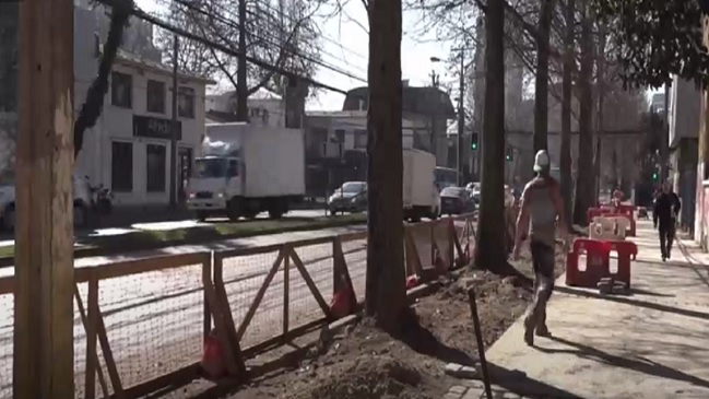 Concepción: Culminarán contrato con empresa debido a retrasos en reposición de aceras