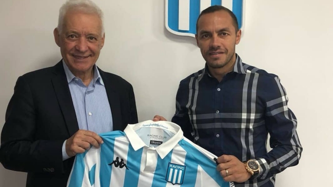 Marcelo Díaz: Defenderé la camiseta de Racing con mucho honor y sacrificio