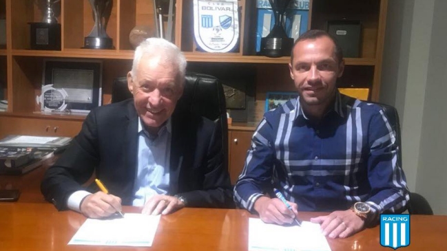 Racing Club oficializó a Marcelo Díaz y Eugenio Mena sigue a la espera