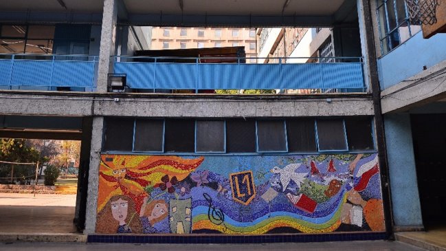 Liceo 1: Siguen críticas pese a reintegro de alumna sancionada por denunciar acoso