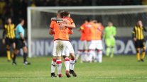 Atlético Paranaense desnudó las falencias de Peñarol y avanzó en la Copa Sudamericana