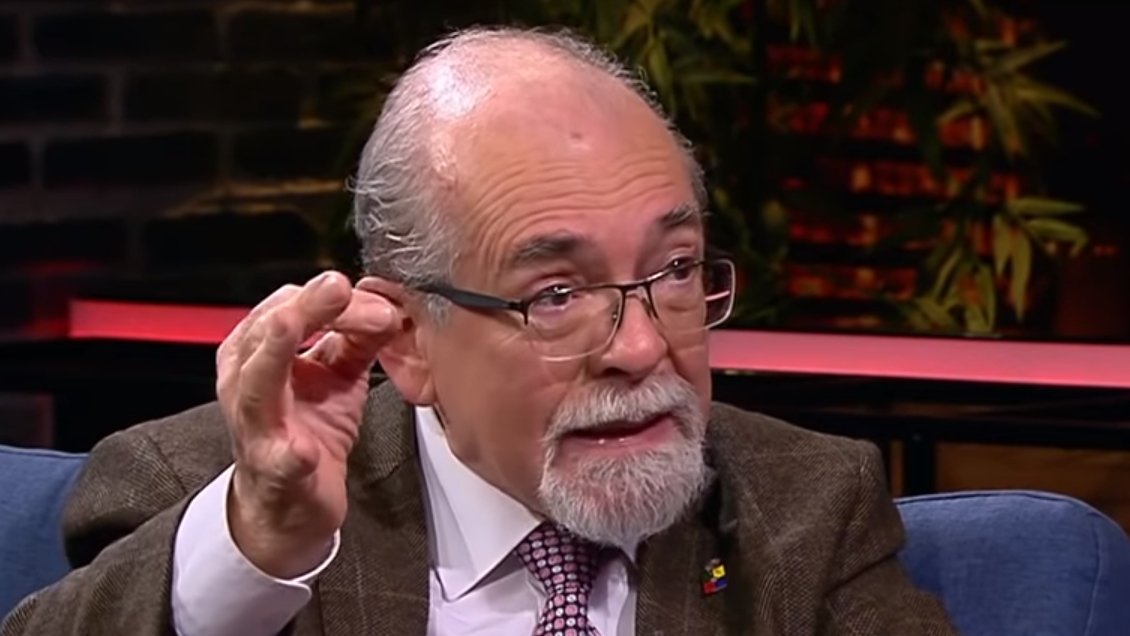 Profesor José Maza trató de 