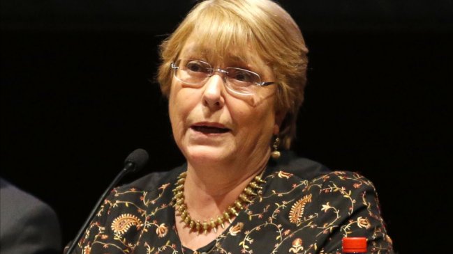 Bachelet por caso Caval: Llama la atención que todos los otros involucrados son de la UDI