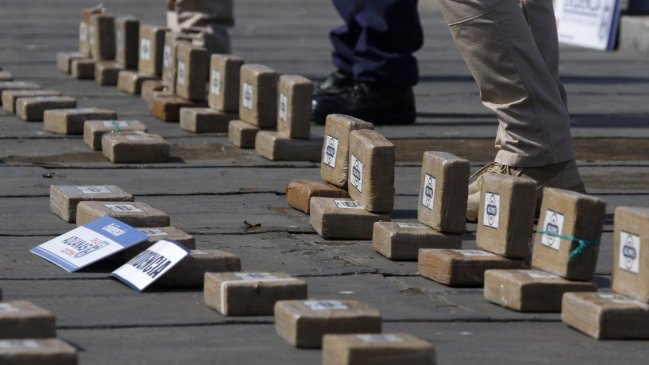 Detienen a trabajadora de restaurante con más de 600 millones de pesos en droga