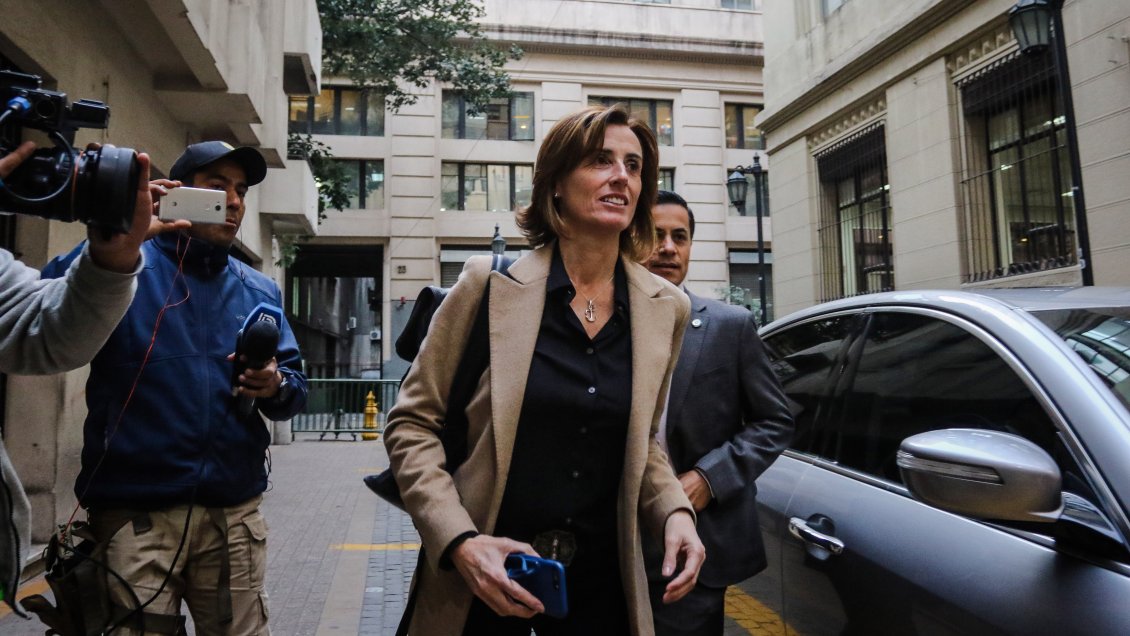 Ministra Cubillos apeló a la continuidad en su primera jornada en el Mineduc