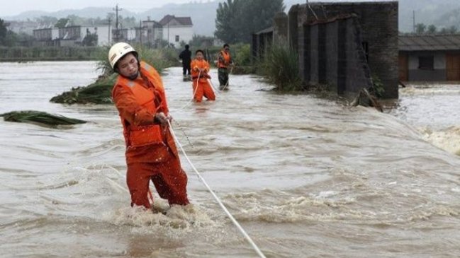 Torrenciales lluvias en el norte de China dejan ocho muertos y dos desaparecidos