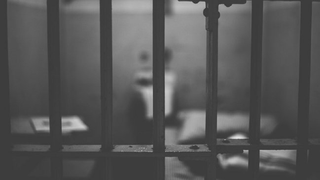 Mujer de 69 años denunció que no la dejan tener sexo con un joven preso