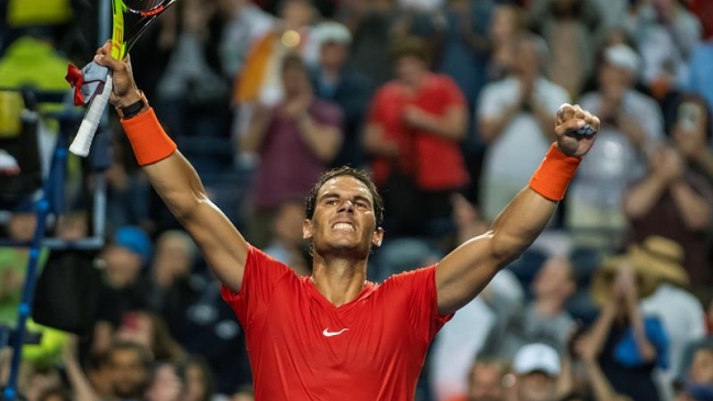 Nadal amargó a Tsitsipas y llegó a los 80 títulos en su carrera