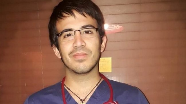 La emotiva búsqueda de una madre por el enfermero héroe que salvó a su hija