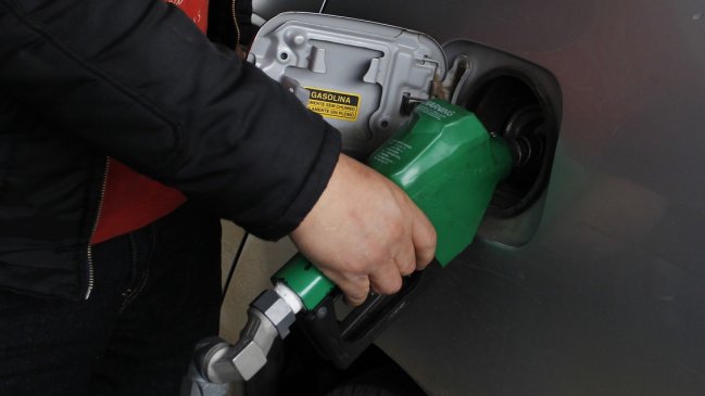 Variaciones mixtas tendrán los precios de las bencinas este jueves