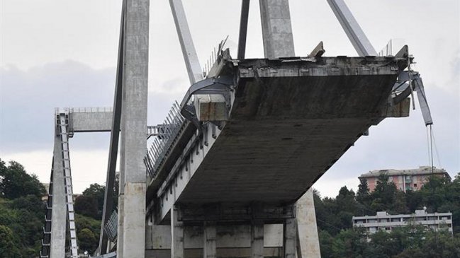 Tres chilenos murieron en derrumbe de viaducto en Italia
