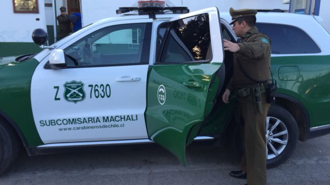 Sujetos robaron televisores, celulares y cervezas en supermercado de Machalí