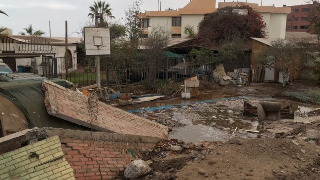 Rotura de matriz generó inundación de agua en calles de Arica